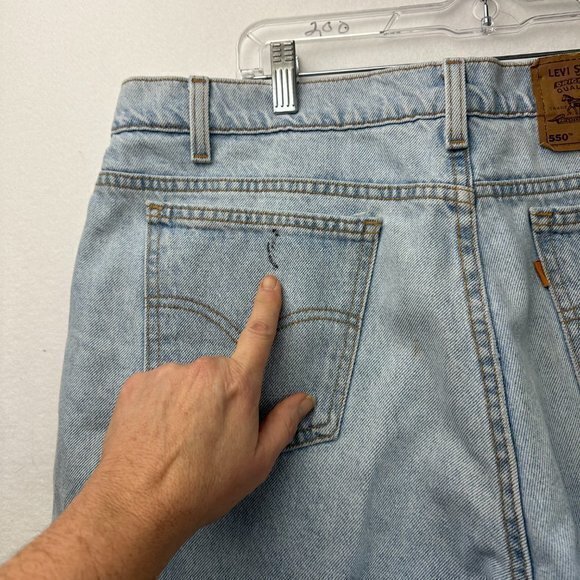 Vintage Levis 550 Orange Tab Relaxed Fit Mens Size 40 Blue Denim Jean Shorts - Picture 5 of 9